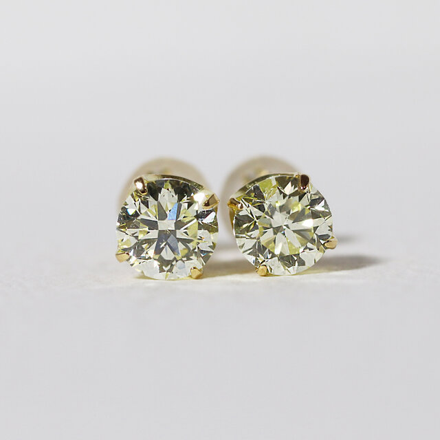K18 イエローダイヤモンド 1.00ct 4本爪スタッドピアス YG ゴールド 18 