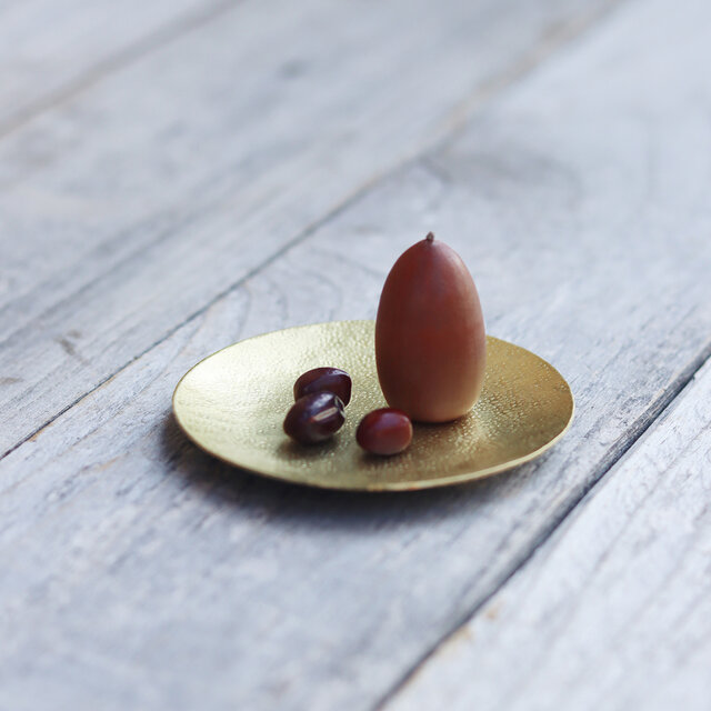 満月豆皿「 砂 」 | iichi 日々の暮らしを心地よくするハンドメイドや
