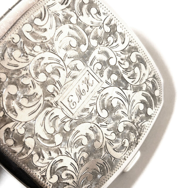 Sterling Silver 950 Engraved Powder Compact Mirror | iichi 日々の