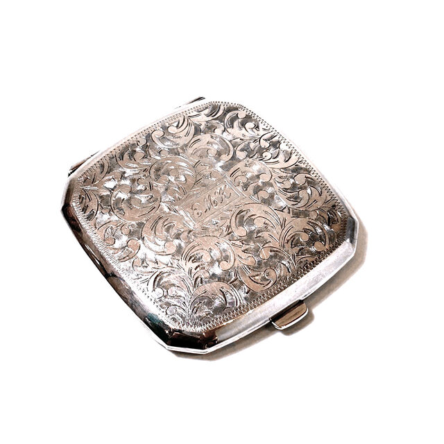 Sterling Silver 950 Engraved Powder Compact Mirror | iichi 日々の