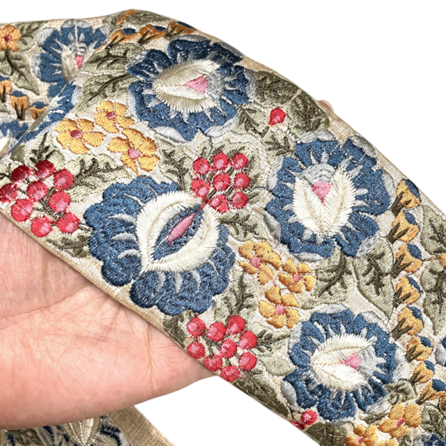 インド刺繍リボン50cm切り売り バタフライピーフラワー ブルー 10cm幅
