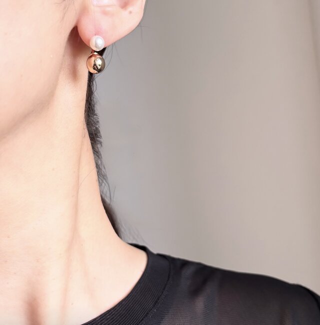 Audrey 14kgf サージカルステンレス クリスタルパール ピアス | iichi