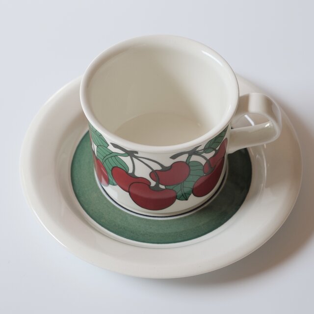 ARABIA Kirsikka C&S アラビア キルシッカ コーヒーカップ＆ソーサー④ 
