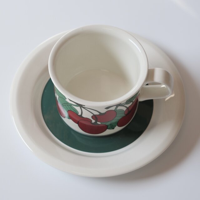 ARABIA Kirsikka C&S アラビア キルシッカ コーヒーカップ＆ソーサー⑤