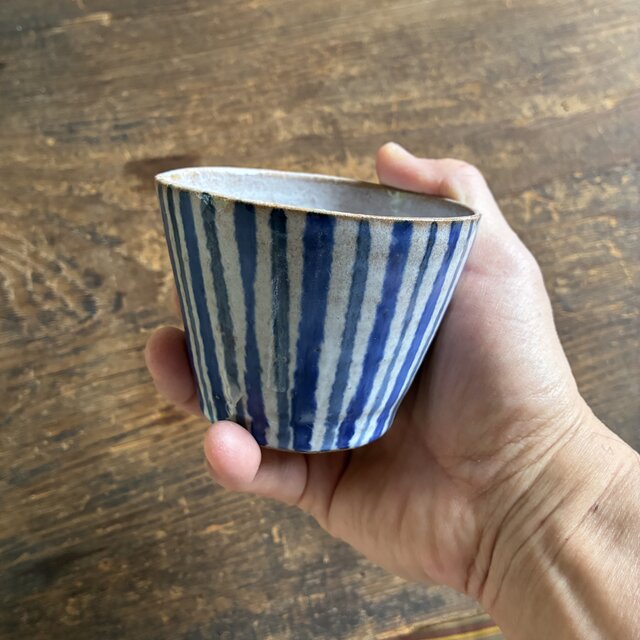 十草蕎麦猪口 青灰｜和陶器 | iichi 日々の暮らしを心地よくする