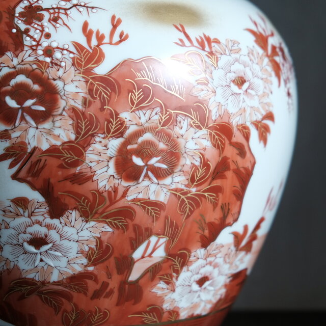 特価4400円→2200】2匹の水鳥◇梅と芍薬。九谷焼 赤絵金彩花瓶 壺