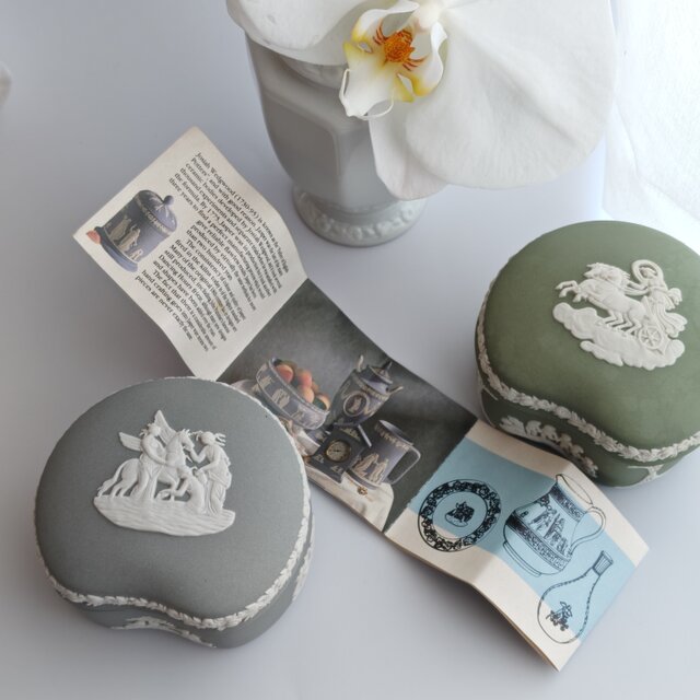 WEDGWOOD ｜ Jasperware ｜ ウエッジウッド ジャスパー グレー ボンボ