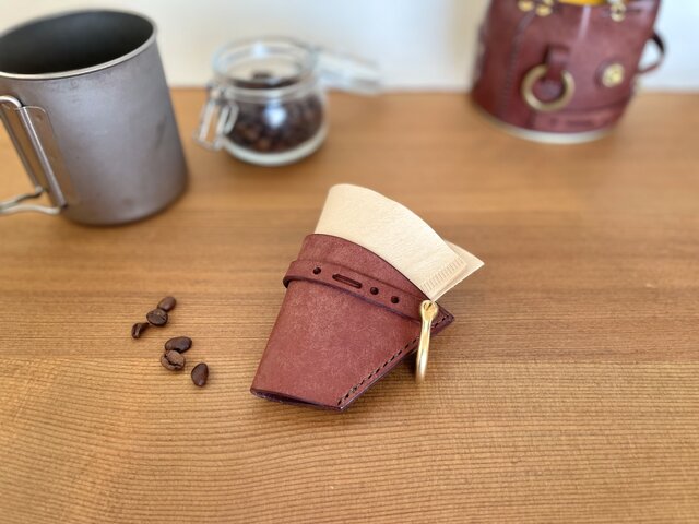 キャンプ】コーヒーフィルターケース 真鍮とイタリアンレザー | iichi