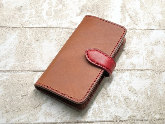 iPhone & android 手帳型 レザーケース ブラウン×レッド | iichi 日々