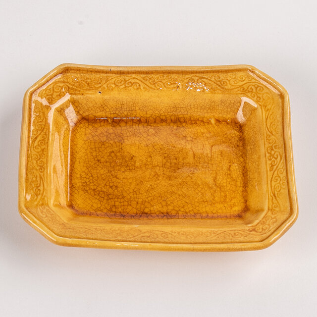 淡路珉平焼 黄釉陰刻八角小皿 豆皿 個体B | iichi 日々の暮らしを
