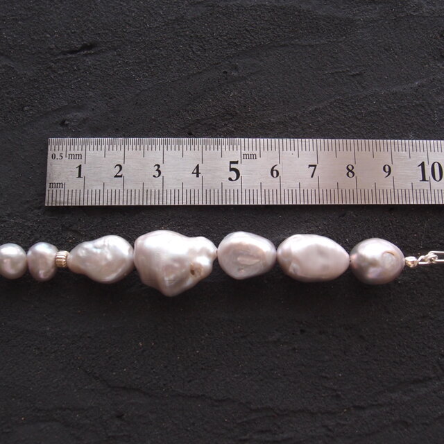 SV】Baroque Pearl Asymmetry Necklace ／バロックパール 非対称