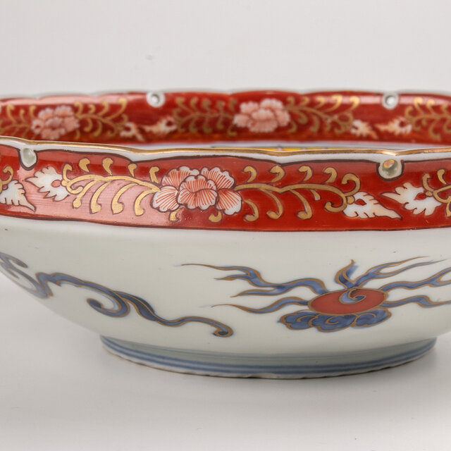 古伊万里 金襴手 柘榴蟠桃文 透し彫り大鉢 明治時代 E1585 | iichi