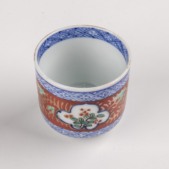大聖寺伊万里 染錦草花文 猪口 筒向付 明治時代 E1923B | iichi 日々の