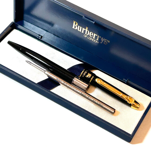 【激レア、ビンテージ】Burberry黒ボールペン Vintage Burberry Black & Gold Ballpoint Pen | iichi 日々の暮らしを