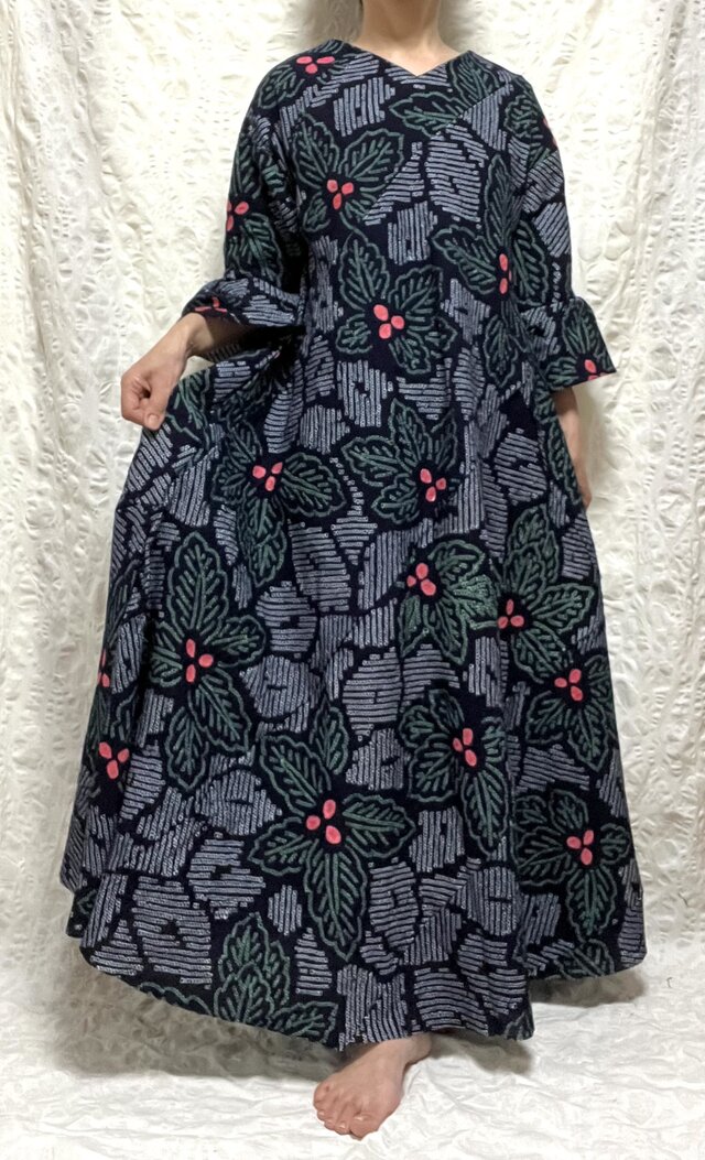 有松絞り フレンチワンピース | iichi 日々の暮らしを心地よくする