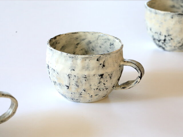 手びねりカップ240ml【159】 | iichi 日々の暮らしを心地よくする