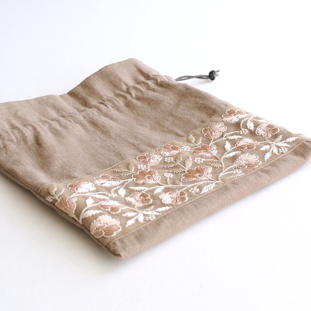 インド刺繍リボンの巾着ポーチ ブラウン | iichi 日々の暮らしを