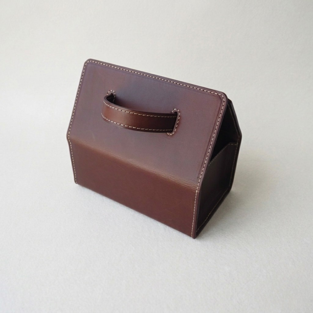 本革》革の道具箱／持ち手付きレザーボックス（焦茶） | iichi 日々の