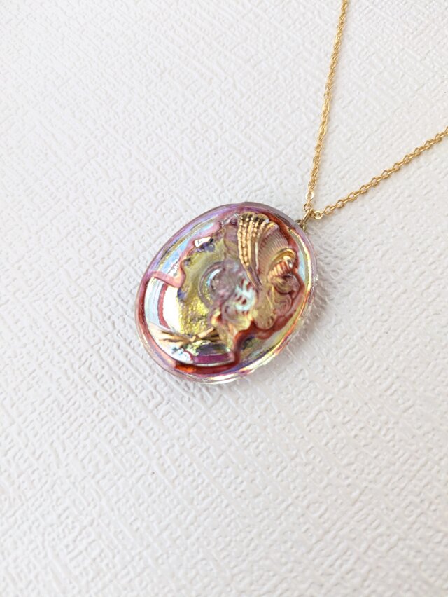 1点限定】アクセサリー 優美なピンクオーバル チェコガラスボタンの