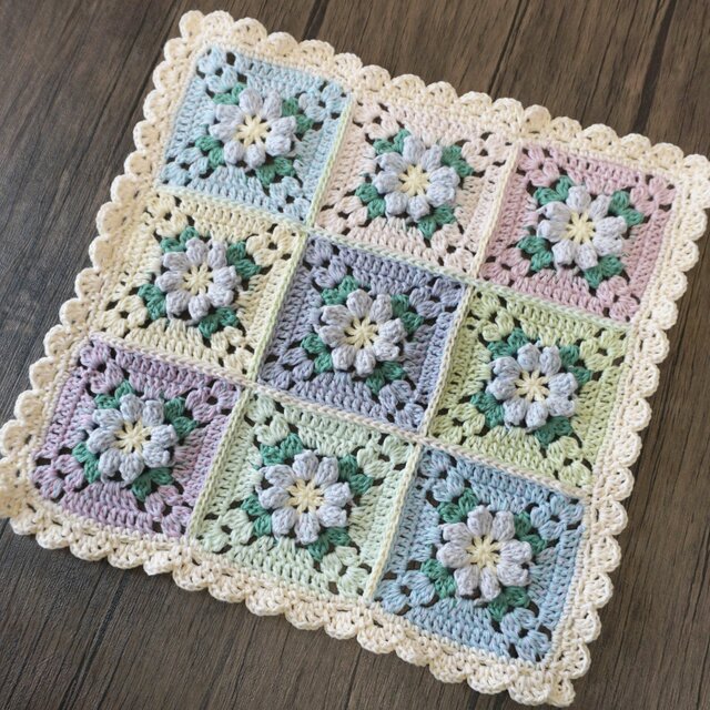 25cm×25cm】手編みのマルチカバー 小物置き ミニマット | iichi 日々の