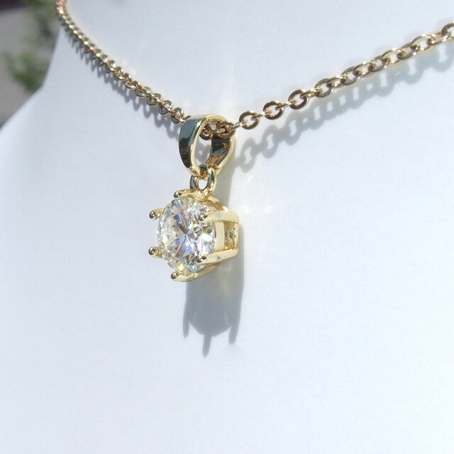 送料無料 輝き抜群 サージカルステンレス 1ct モアサナイト 一粒 