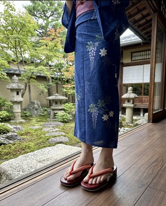 アンティーク下駄 右近S 赤 あじさいの下駄 | iichi 日々の暮らしを心地よくする