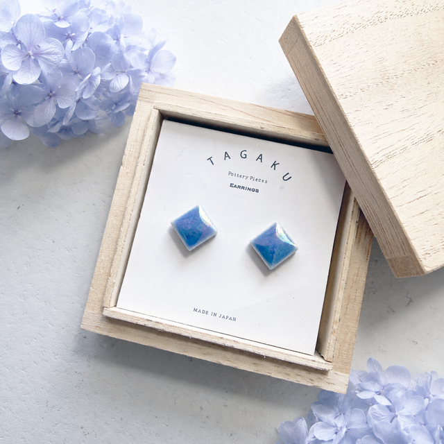 T-210 美濃焼 紫陽花 パール加工のピアス / イヤリング 裏面レザー加工