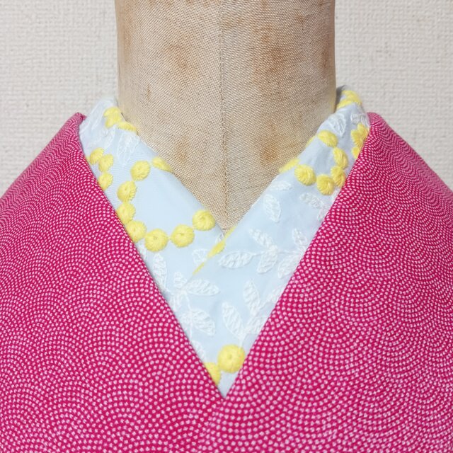 半衿 ぷっくり サークル刺繍 サックス レモンイエロー リース風 立体的