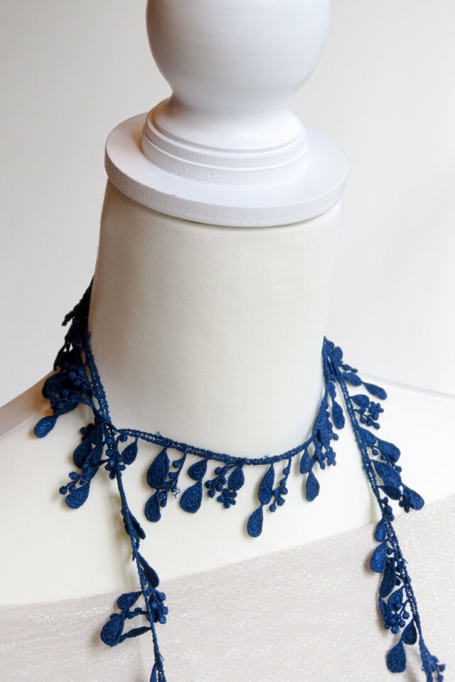 no.164 ハンドメイド✩.*˚青のクラシカルアクセサリー✩.*˚ 天然藍染：レースアクセサリー 濃藍 | iichi 日々の暮らしを心地よく