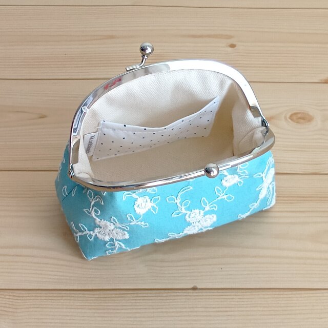 薔薇柄刺繍 がま口ポーチ 12cm アクアターコイズ 729 | iichi 日々の