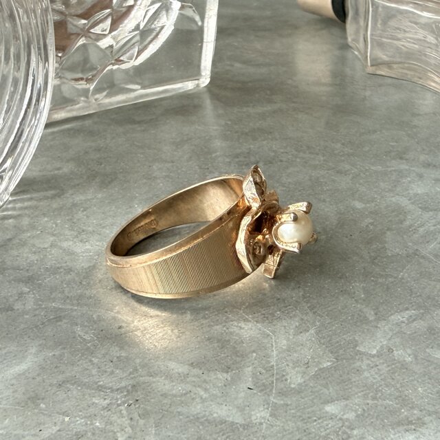 ヴィンテージリング U.S.A. 1970-80's Faux Pearl & Leaf / 18K HGE