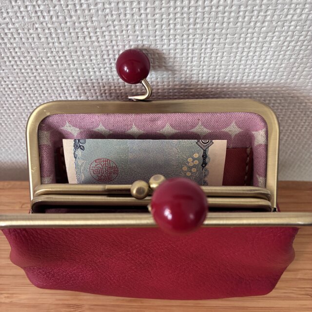 ぱかっと開くとお部屋が3つの親子がまぐち♪外ポッケが付いたあめ玉