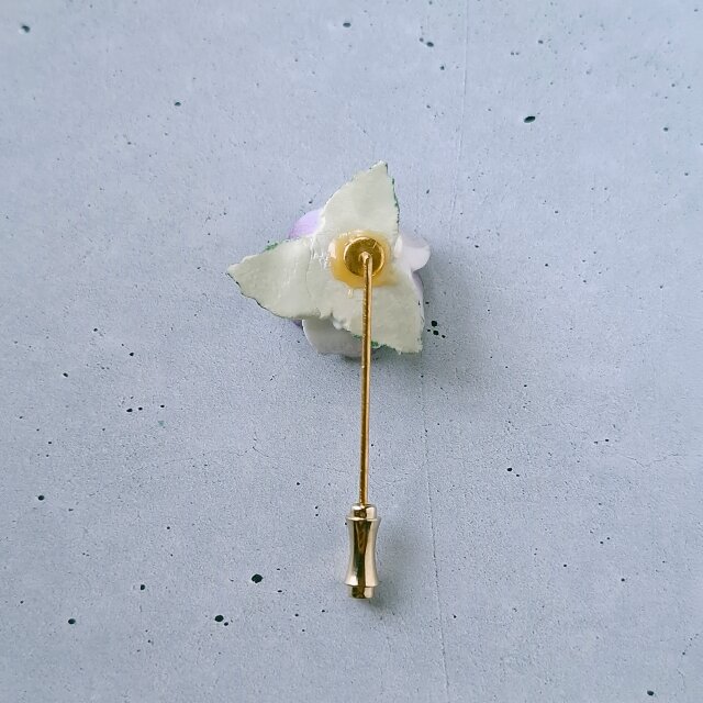 bone china purple flower ボーンチャイナ ヴィンテージブローチ
