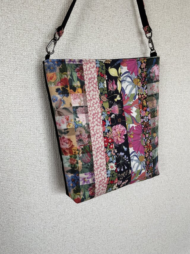 専用おまとめ＊パッチワークハンドバッグ リバティパッチワークのワンハンドルバッグ | iichi 日々の暮らしを