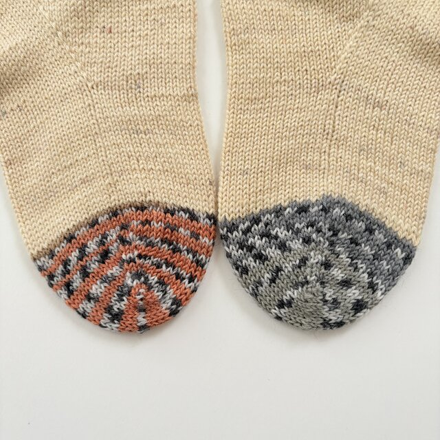 手編みの靴下 No.495 | iichi 日々の暮らしを心地よくするハンドメイド