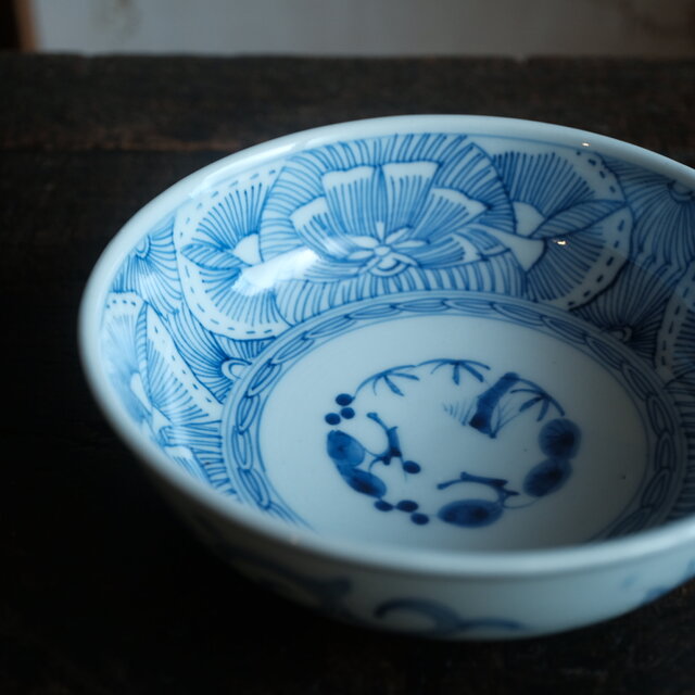 鉢■絵唐津 花唐草紋 菓子器 三つ足平鉢 深皿 古美術 時代物 骨董品■ 唐津焼：絵唐津沓型鉢・小・中村恵子《中鉢・17.0cm》 : 和食器の愉し