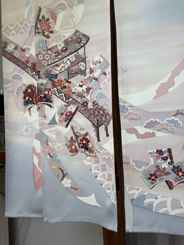 訪問着着物リメイク暖簾 アンティークなデザイン お部屋のオシャレ