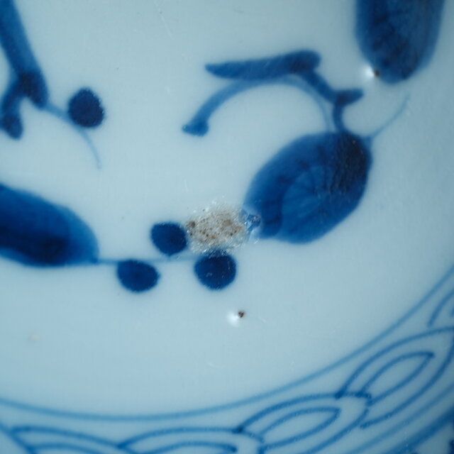 皿■染付花唐草文六角皿 松竹梅 (江戸期) 青華 凱 古伊万里 時代物 骨董品■ 皿□染付花唐草文六角皿 松竹梅 (江戸期) 青華 凱 古伊万里 時代物