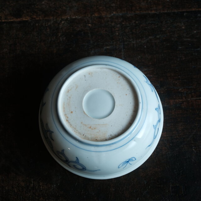 線描きで素敵◇伊万里 松竹梅文染付線描き平鉢 骨董・antiques 蝶々
