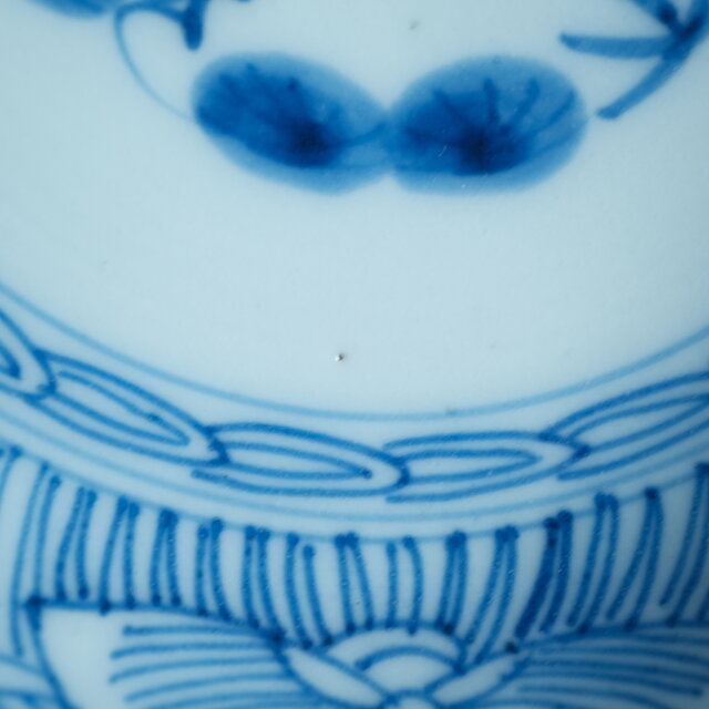 線描きで素敵◇伊万里 松竹梅文染付線描き平鉢 骨董・antiques 蝶々