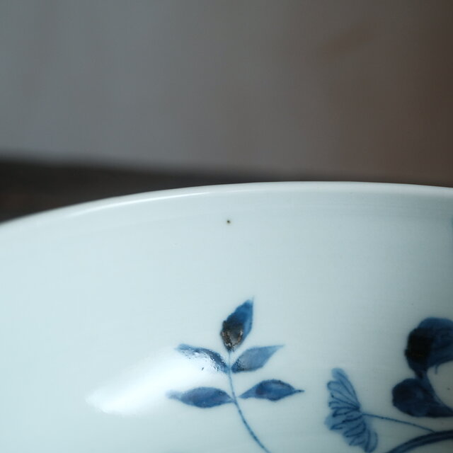 菊花の絵付け◇伊万里 草花文染付平鉢 骨董・antiques アンティーク和