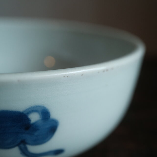 菊花の絵付け◇伊万里 草花文染付平鉢 骨董・antiques アンティーク和