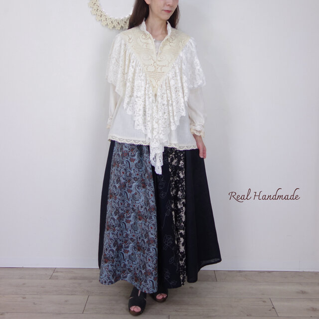 mii collection EN FETE パッチワーク刺繍スカート 4種テキスタイルのマキシパッチワークスカート：薔薇刺繍とバティック スカート