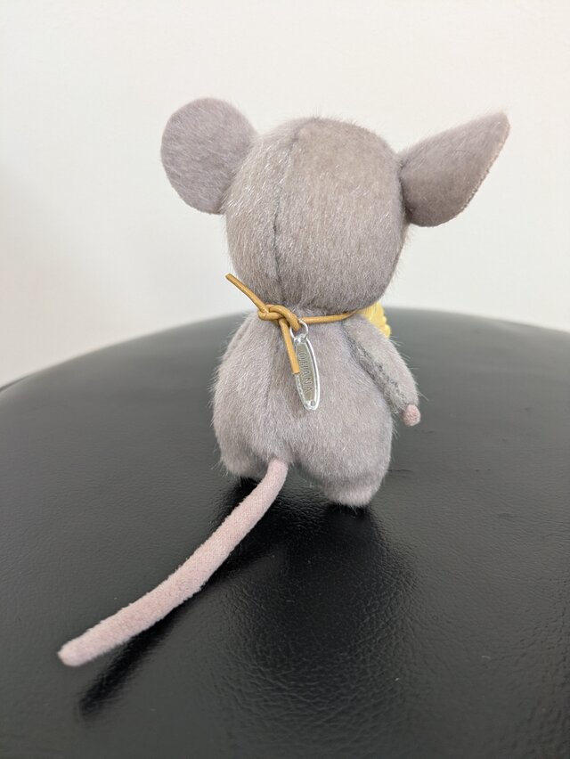 チーズ仔鼠 アーティストベア 海外作家様 ハンドメイド ぬいぐるみ マウス ハンドメイド☆ぬいぐるみ☆ねずみちゃんとチーズ | iichi 日々の