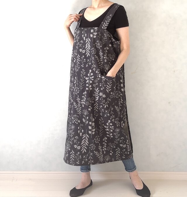 大人のボタニカルプリント・ライトキャンバス・ラップエプロン | iichi