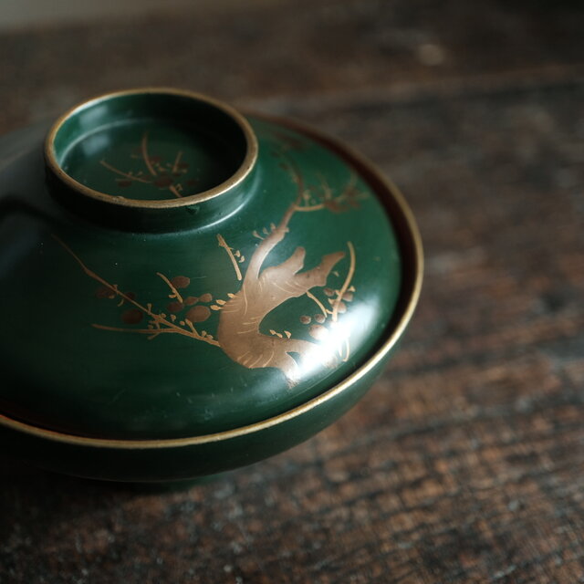 梅と鳥◇深緑で素敵。時代物 漆芸蒔絵蓋付椀 古漆器 骨董・antiques