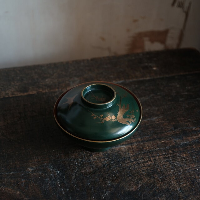 梅と鳥◇深緑で素敵。時代物 漆芸蒔絵蓋付椀 古漆器 骨董・antiques