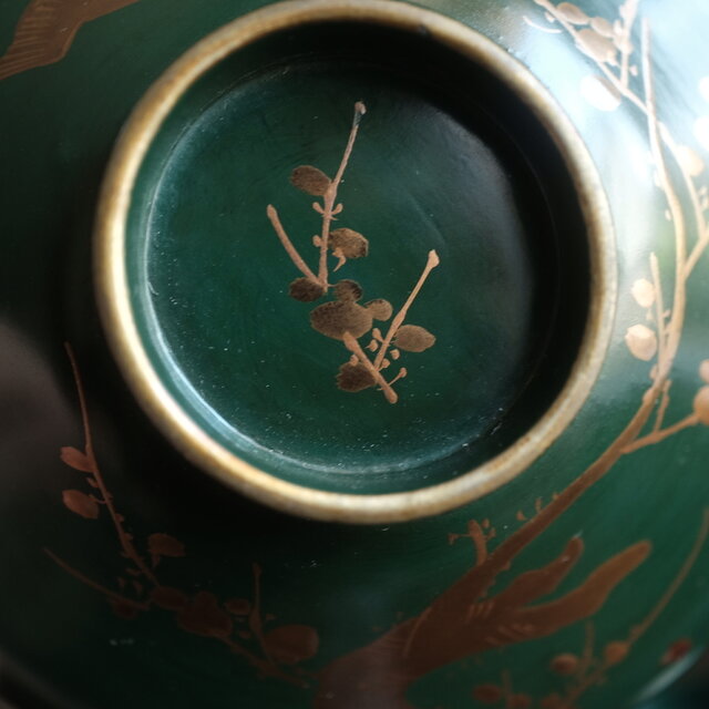 梅と鳥◇深緑で素敵。時代物 漆芸蒔絵蓋付椀 古漆器 骨董・antiques