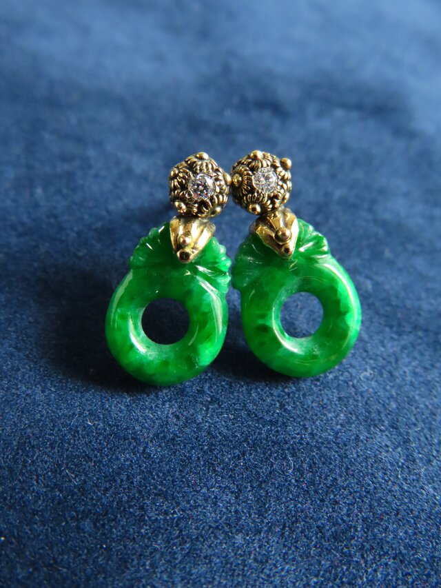 K18 Carving jadeite gold parts pierce | iichi 日々の暮らしを