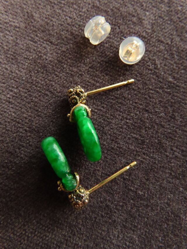 K18 Carving jadeite gold parts pierce | iichi 日々の暮らしを